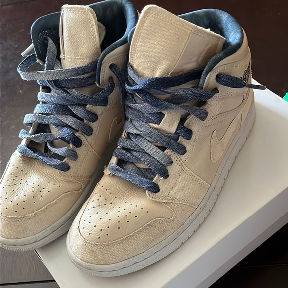 Jordan Shoes - Beige and Blue High-Top Sneakers